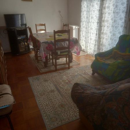 Spacieux Appartement 4 Pieces Бове Екстер'єр фото